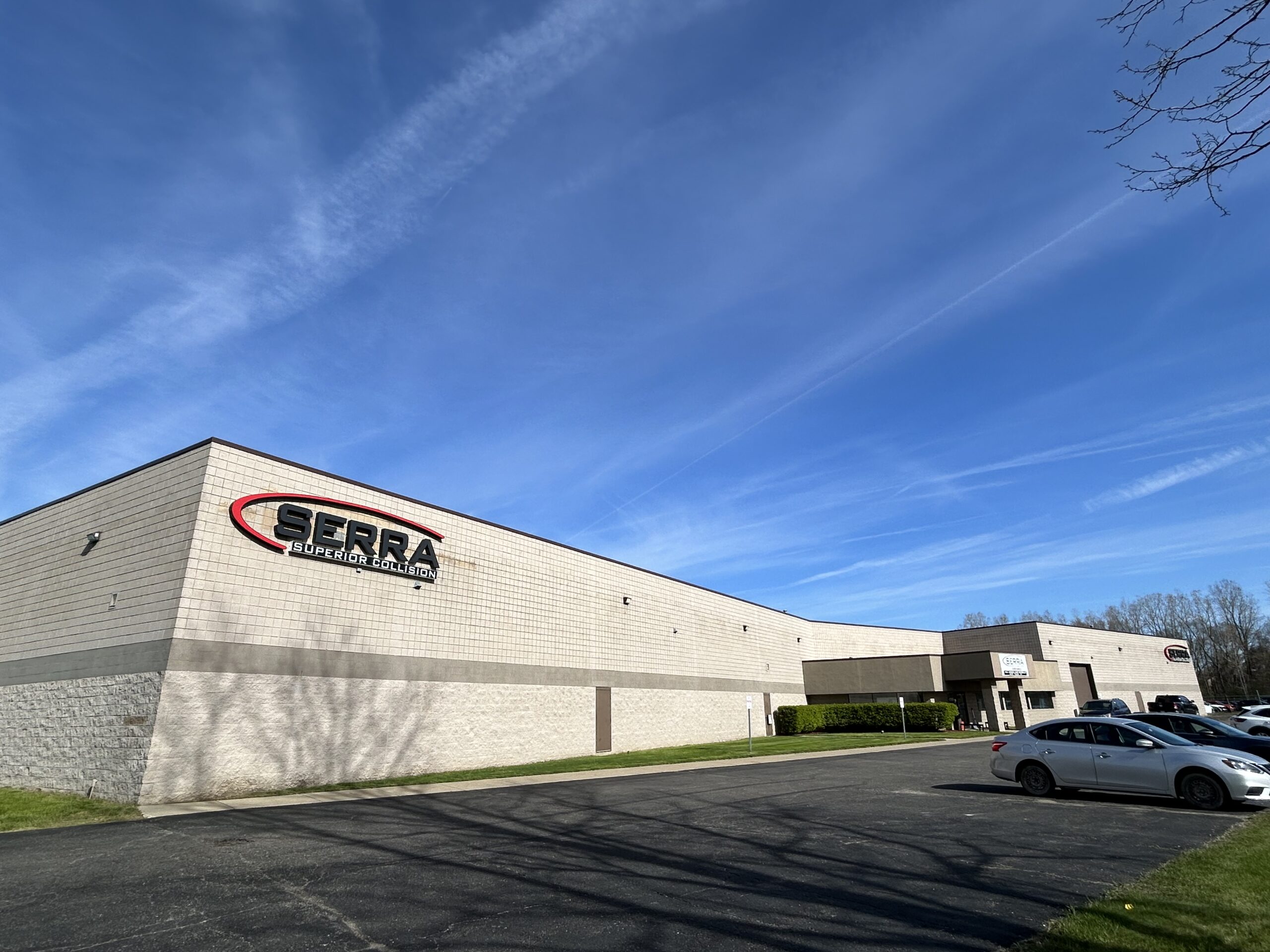 Serra Superior Collision Exterior